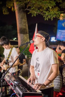 滑板涂鸦,站街唱歌,这群泉州青年活得太酷.